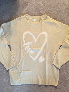 Cream Heart Women's Sweater